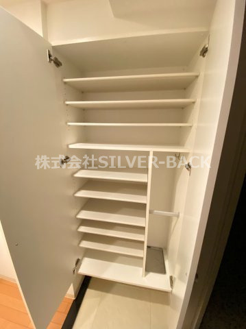 ラナップスクエア南堀江の収納