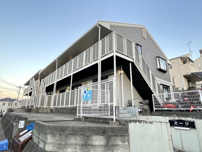 【外観】 | エーリ | 小田急線「読売ランド前」駅まで徒歩9分の2階建てアパート！公園が近くて小さいお子様がいるファミリーさんにもおすすめです♪
