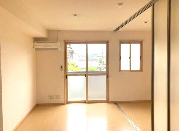 モナリエ幾久富の居間・リビング