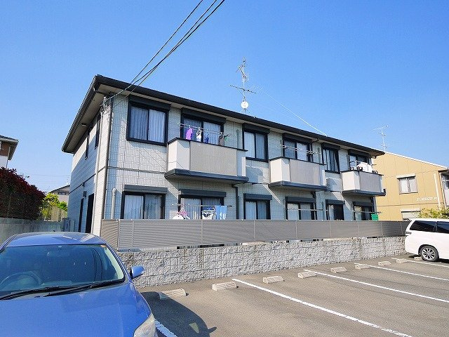 アールウエストAの外観|日当たり良好です