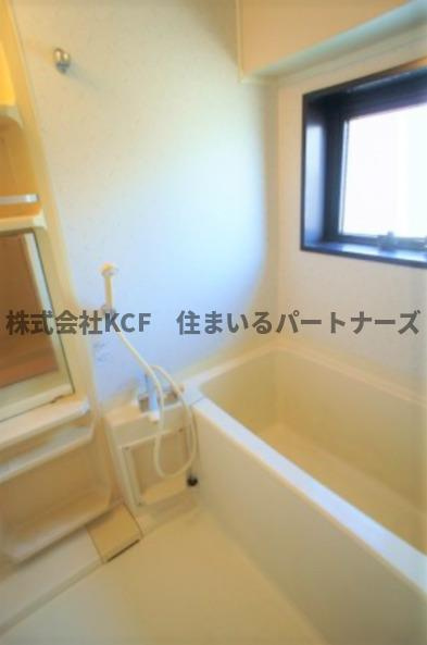 ロマネスク東町の浴室|お風呂で日々の疲れを落としましょう