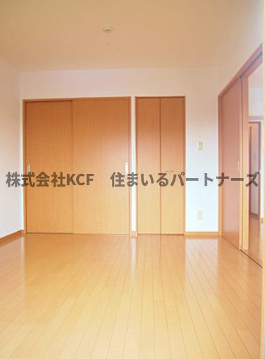 北野ガーデンコートの洋室|きれいな洋室です