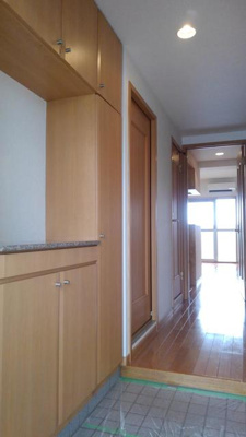 【玄関】 | エステート新座