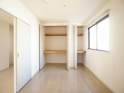 【子供部屋】 | ラフォーレ・ヴェール | 使いやすい間取りです♪