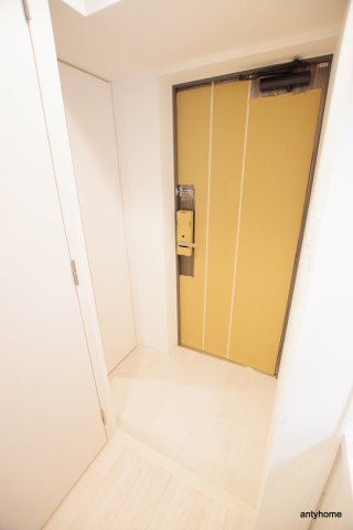 エスリード新大阪グランゲートサウス　仲介手数料無料の玄関