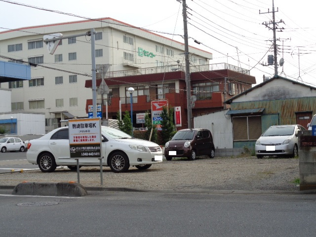 戸田市早瀬１丁目の駐車場の外観