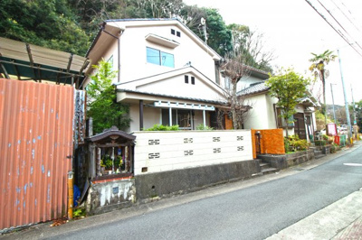 【外観】 | 山科区北花山山田町　中古戸建 | 現在改装中！内覧のご予約お待ちしております♪