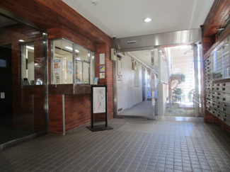 【エントランス】