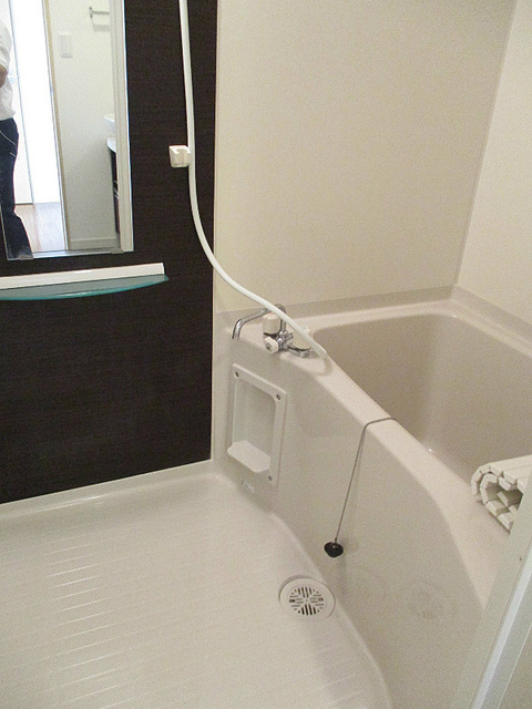 リブリ・ハナミズキの浴室