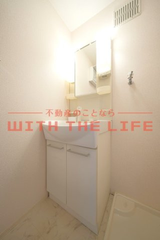 SumiYasuSo（スミヤスソー）【キャッシュバック対象】の独立洗面台|独立洗面台で身支度をすべて済ませてしまいましょう