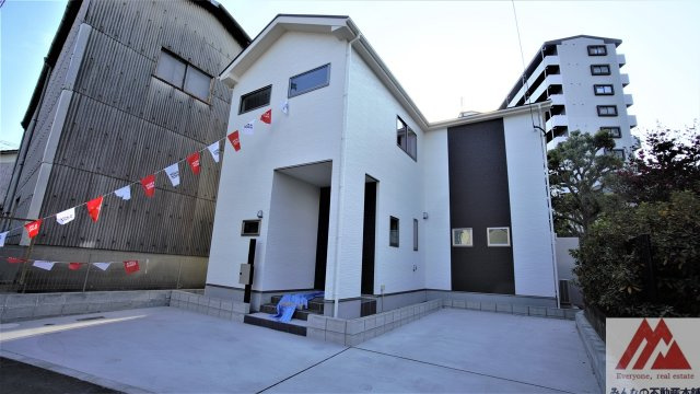 久留米市野中町の新築一戸建の外観