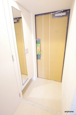 エスリード大阪ドームCERCA 仲介手数料無料の玄関
