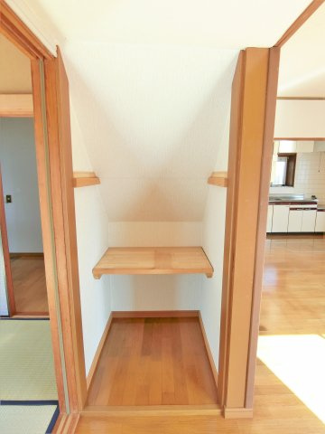 岩崎貸家の内装