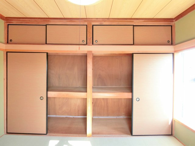 岩崎貸家の収納