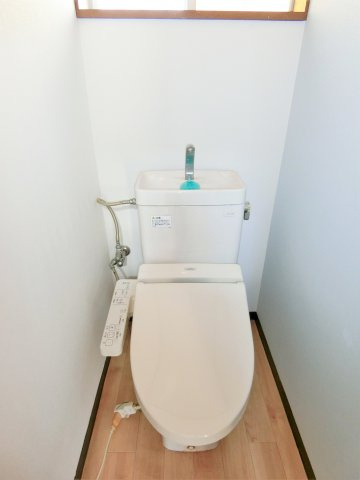 岩崎貸家のトイレ