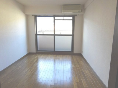 【居間・リビング】 | ウェルコート岡本