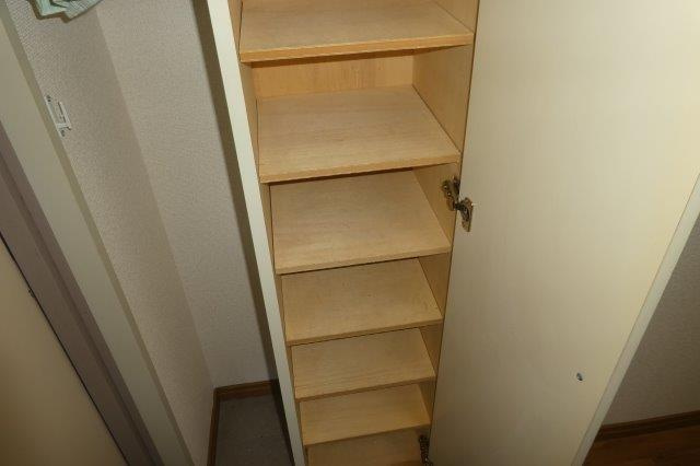 ビューハイツ吉備路の内装|シューズボックス