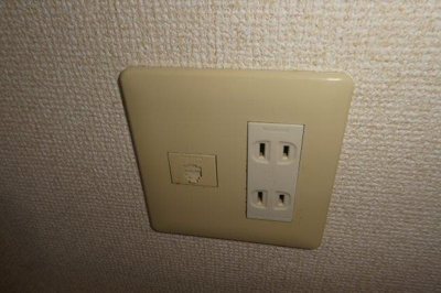 【設備】 | ビューハイツ吉備路 | 電話モジュラー