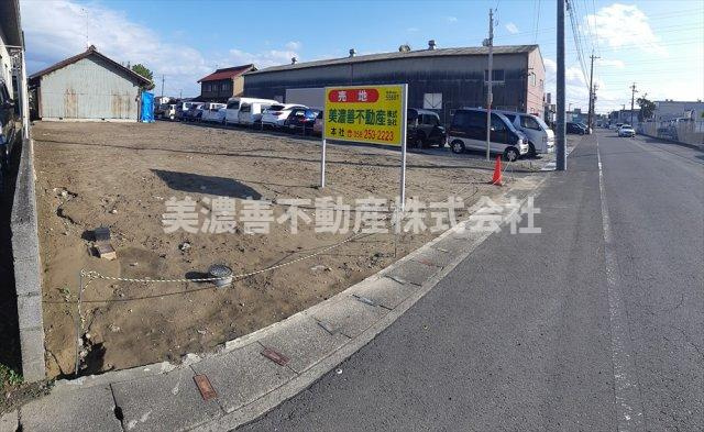 ５５６８７　羽島郡岐南町伏屋土地の前面道路含む現地写真|北西からの写真です。