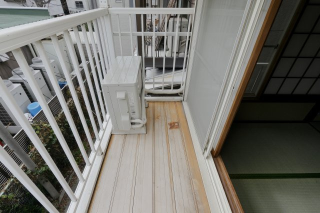 田中貸家のバルコニー