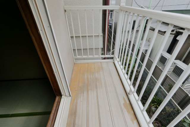 田中貸家のバルコニー