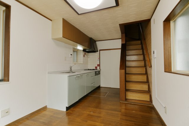 田中貸家の居間・リビング