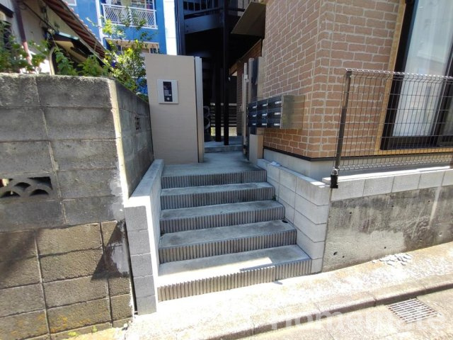【エントランス】 | グロワール長尾台町
