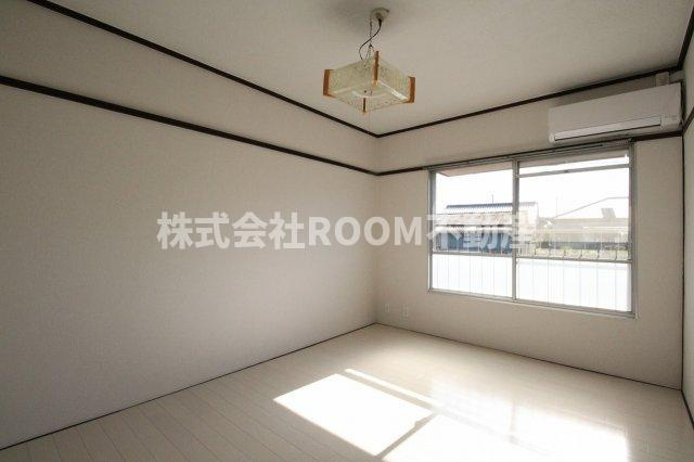 メゾン花繰の寝室|ゆとりの広さです