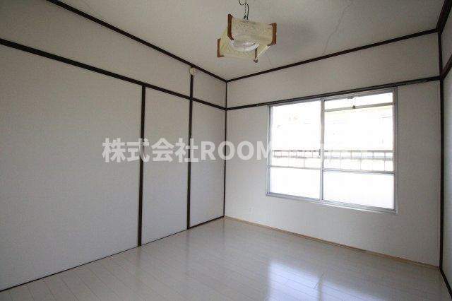 メゾン花繰の寝室|落ち着いて過ごせるお部屋なので、寝室にいかがでしょうか