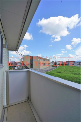 エンブレイスガーデンのバルコニー|お洗濯にも便利なバルコニー付き