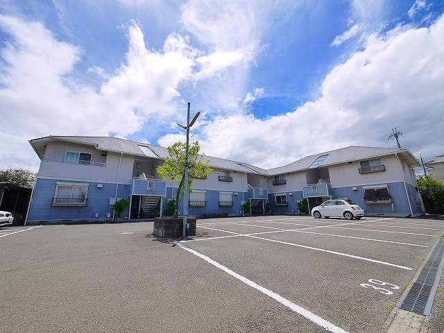 ウインドータニグチの外観|キレイな外観です。