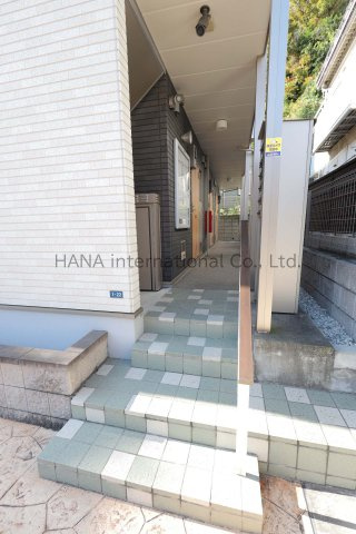 ミランダ古泉のエントランス|室内物干し