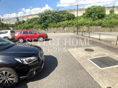 【駐車場】 | アンプルールリーブルリベルテ | 駐車場があります