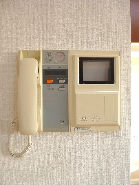 RESIDIA入谷の設備|レジディア入谷のモニター付インターホンセキュリティです