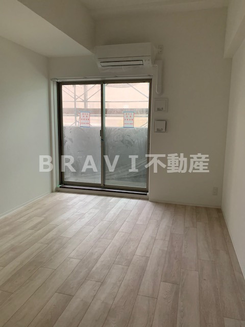 エスリード大阪城PREMIER(エスリード大阪城プレミア)　BRAVI不動産の居間・リビング|【エスリード大阪城PREMIER(エスリード大阪城プレミア)】おしゃれな居間です