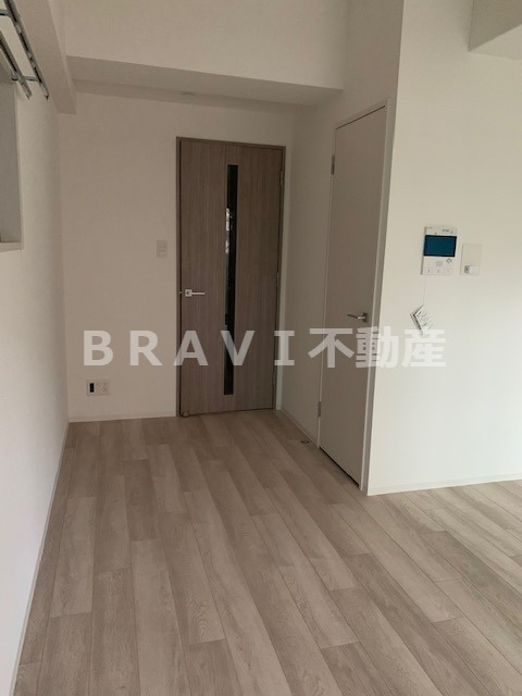 エスリード大阪城PREMIER(エスリード大阪城プレミア)　BRAVI不動産の寝室|【エスリード大阪城PREMIER(エスリード大阪城プレミア)】落ち着いて過ごせるお部屋なので、寝室にいかがでしょうか