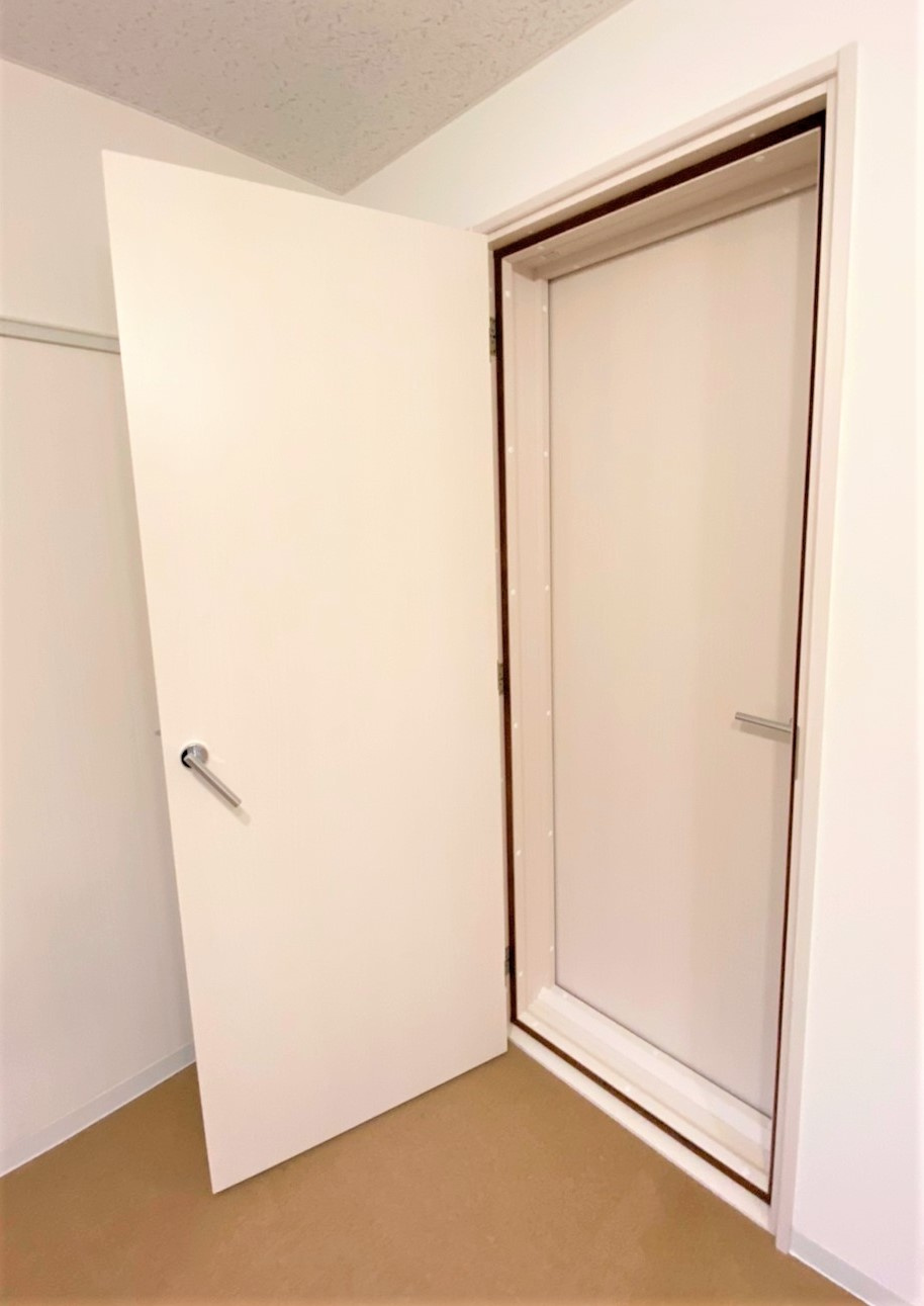 「防音マンション」ラシクラス練馬エトワールの設備|防音室の入り口は二重扉で仕切られています。