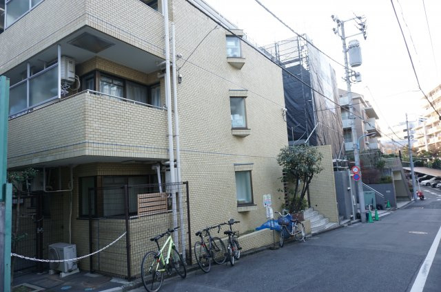 ジョイフル早稲田の外観