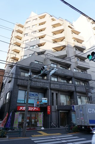 エールプラザ戸山の外観