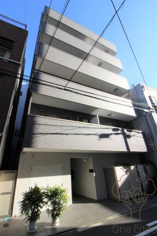 ELEGANCE大阪の外観
