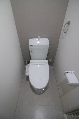 ELEGANCE大阪のトイレ