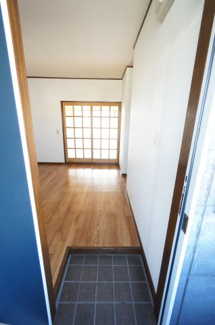 【玄関】 | みつわコーポ | ※同物件・反転タイプの写真です。