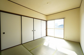 【寝室】 | みつわコーポ | ※同物件・反転タイプの写真です。