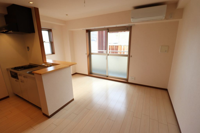 【居間・リビング】 | メイト鶴見