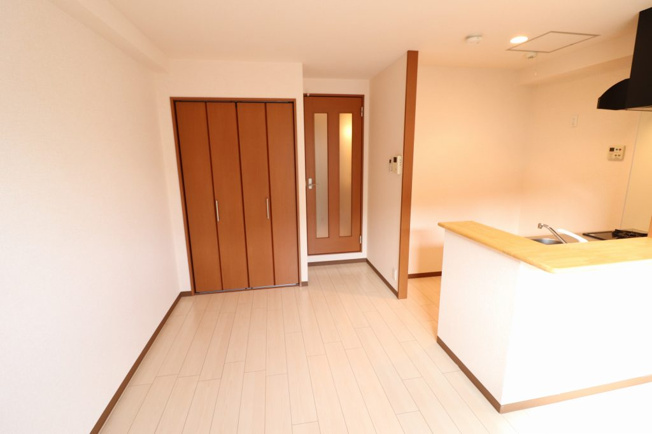 【居間・リビング】 | メイト鶴見