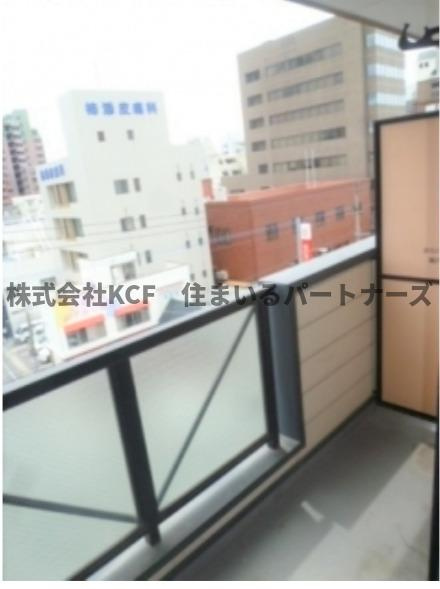 レグルスクレールのバルコニー|暖かな日差しのふりそそぐバルコニー