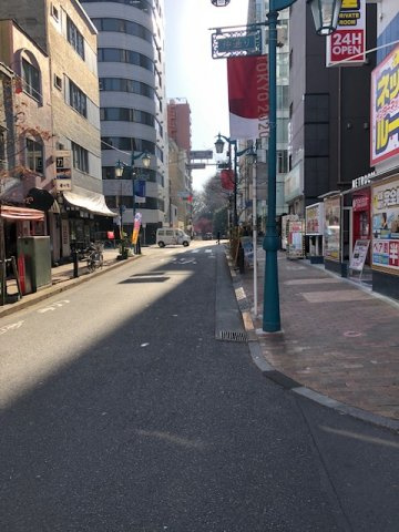 新宿区新宿２丁目の事務所の周辺