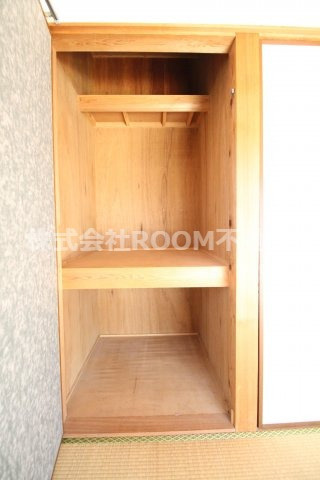 原貸家の収納|大きなスペースがあり、収納には困りません