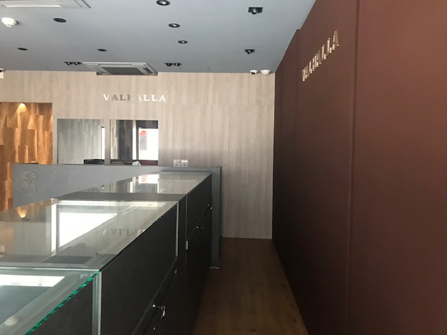 バンダリビルのロビー