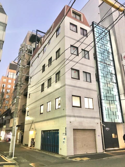 イナホビルの外観